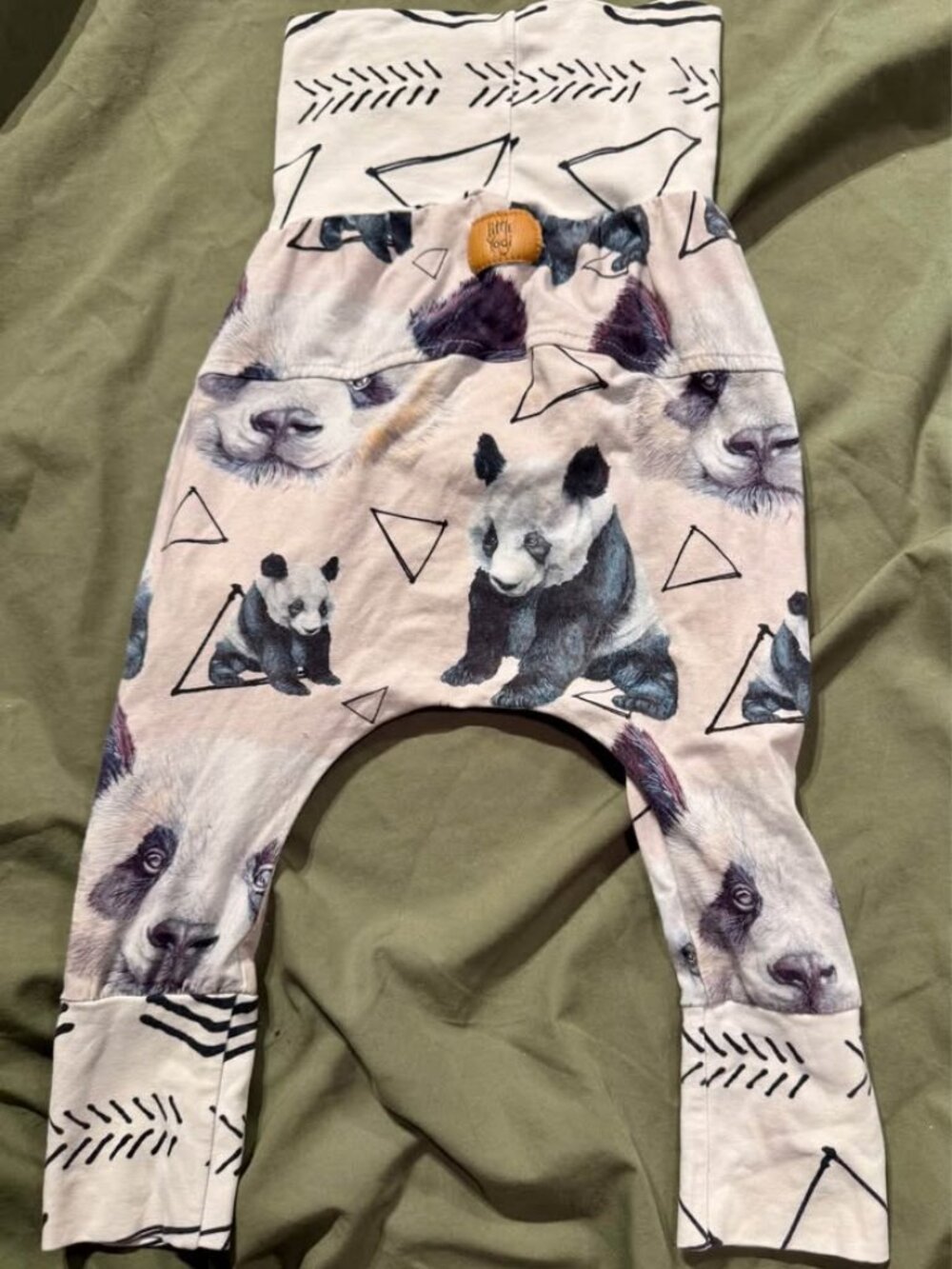 Little yogi panda grow with me pants size 6-12 months